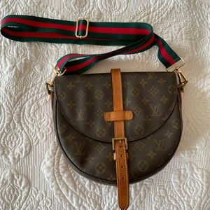 Louis Vuitton Chantilly GM Crossbody